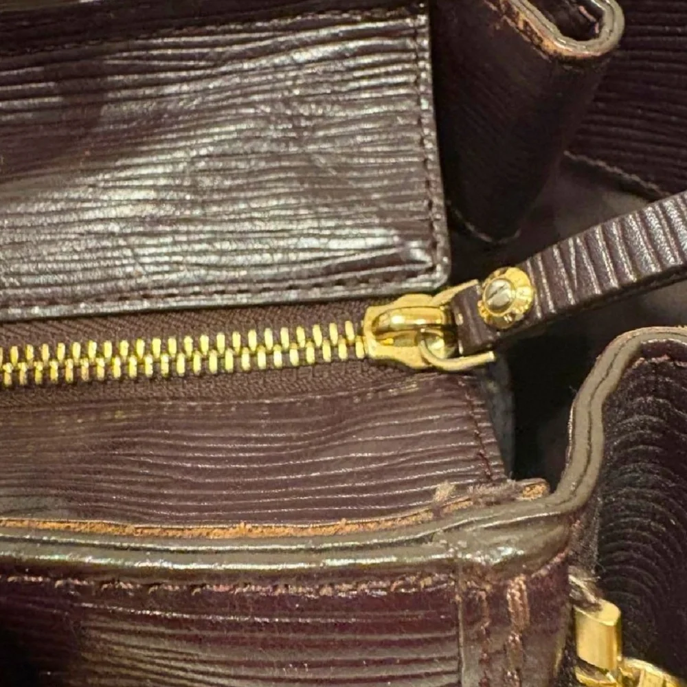 Henri Bendel West 57th Large Satchel in Eggplant Epi Leather - Picture 16 of 17